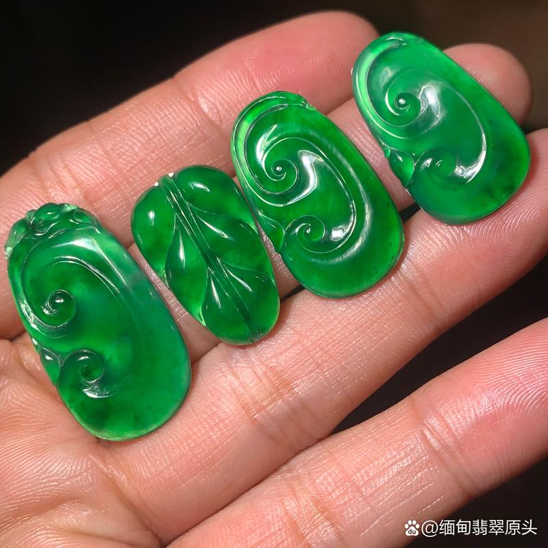 澳門王中王心水王中王和300萬翡翠被當垃圾與300萬的翡翠