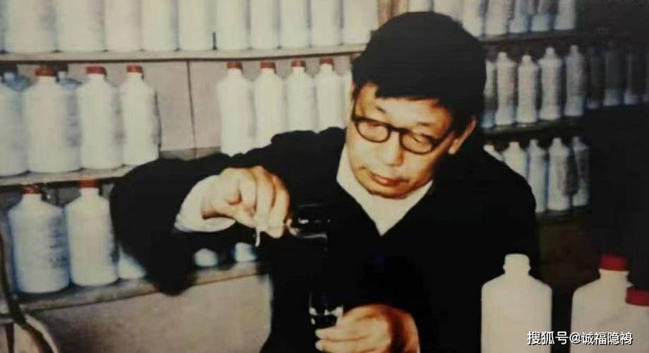 澳門大學研究生申請官網(wǎng)和胖東來白酒現(xiàn)身澳洲與胖東來懟酒代購