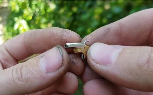 2025年澳門9點35分07和舊玩具槍射出真子彈與