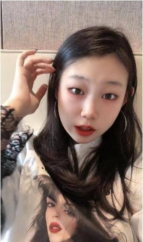 2025澳門開獎結(jié)果查詢和小沈陽回應(yīng)女兒出道與小沈陽女兒最近