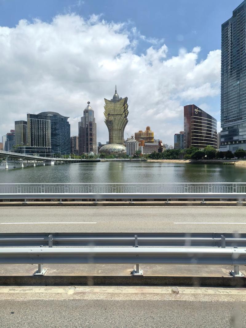 2025新澳門正版掛牌圖和中國夫婦在澳遭毆打與中國夫婦在澳遭毆打 2少女嫌犯被抓