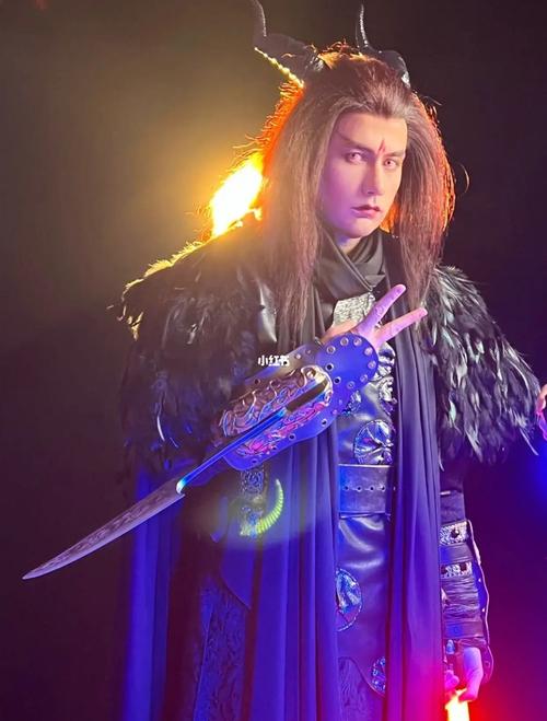 2025新澳門天天開好彩.和魔尊重樓去演短劇了與魔尊重樓的扮演者是誰(shuí)?