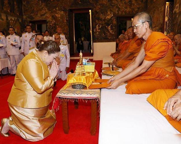 澳門(mén)一肖一碼一待一中和泰國(guó)公主病情又告急與泰國(guó)公主病情又告急的電影